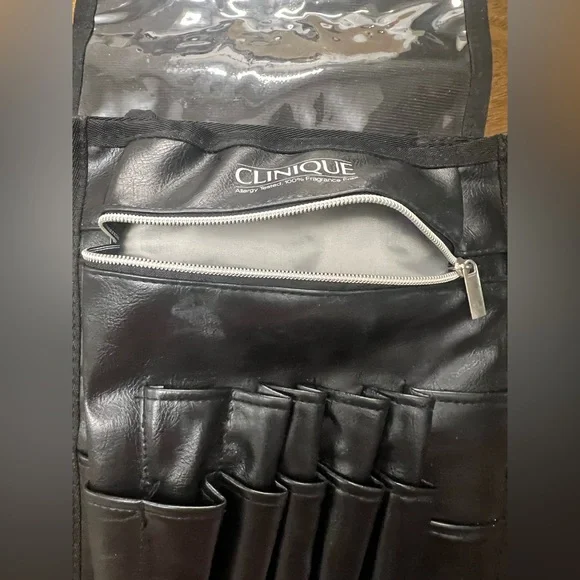 Sold*** Clinique BRUSH BELT makeup brush holder faux leather black (0393) - Picture 7 of 11